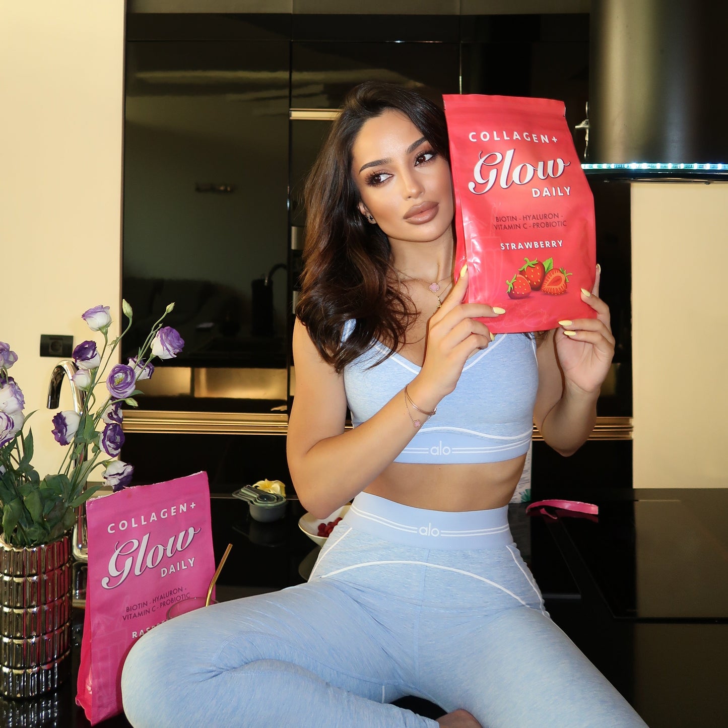 Glow Pack (Колаген + Масло от Българска Роза + Подарък Шейкър)